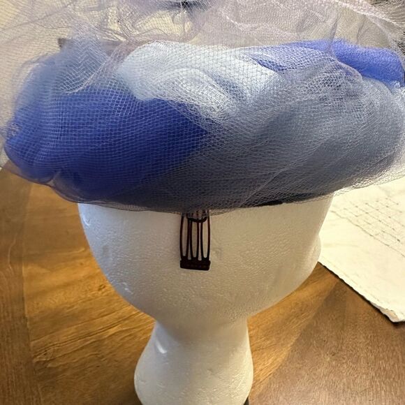 Vintage Hat-nip crown pillbox hat Fascinator, hat, blues, mesh elegant - Picture 10 of 16